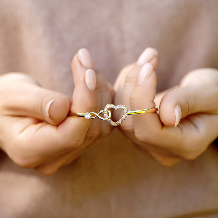 coppia bracciali simbolo infinito con lucchetto a cuore per lei chi... | su coppia bracciali simbolo infinito con lucchetto a cuore per lei chi... | su